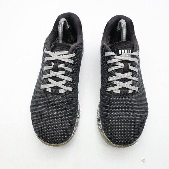 Athletic_Shoes